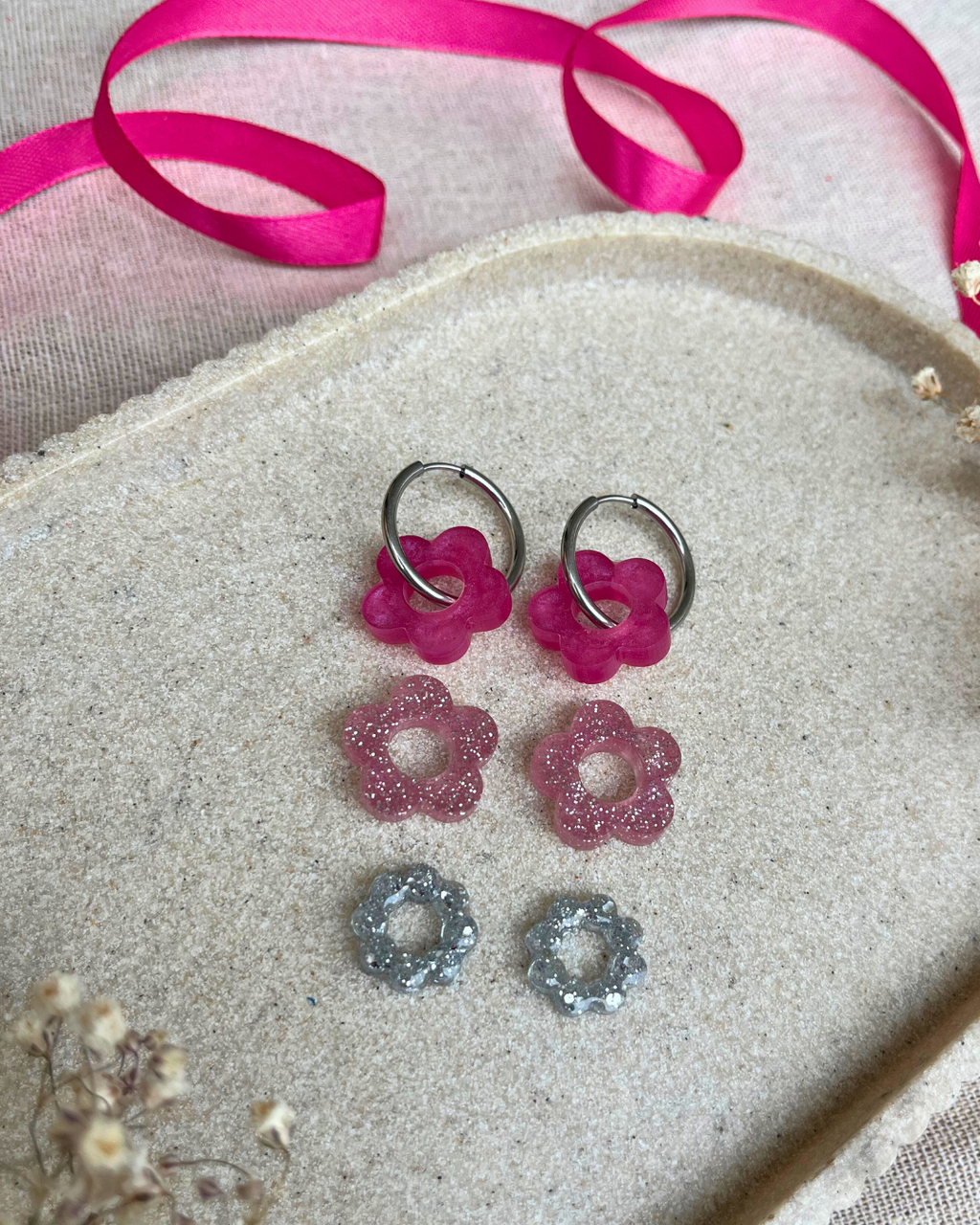 Coffret boucles d'oreilles interchangeables - Octobre rose
