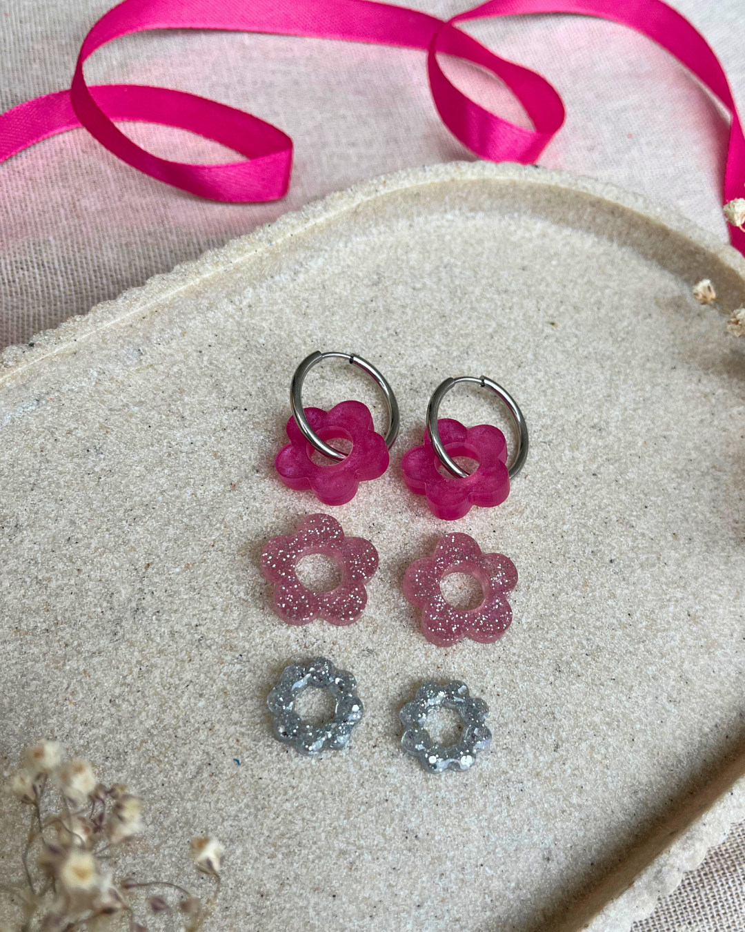 Coffret boucles d'oreilles interchangeables - Octobre rose