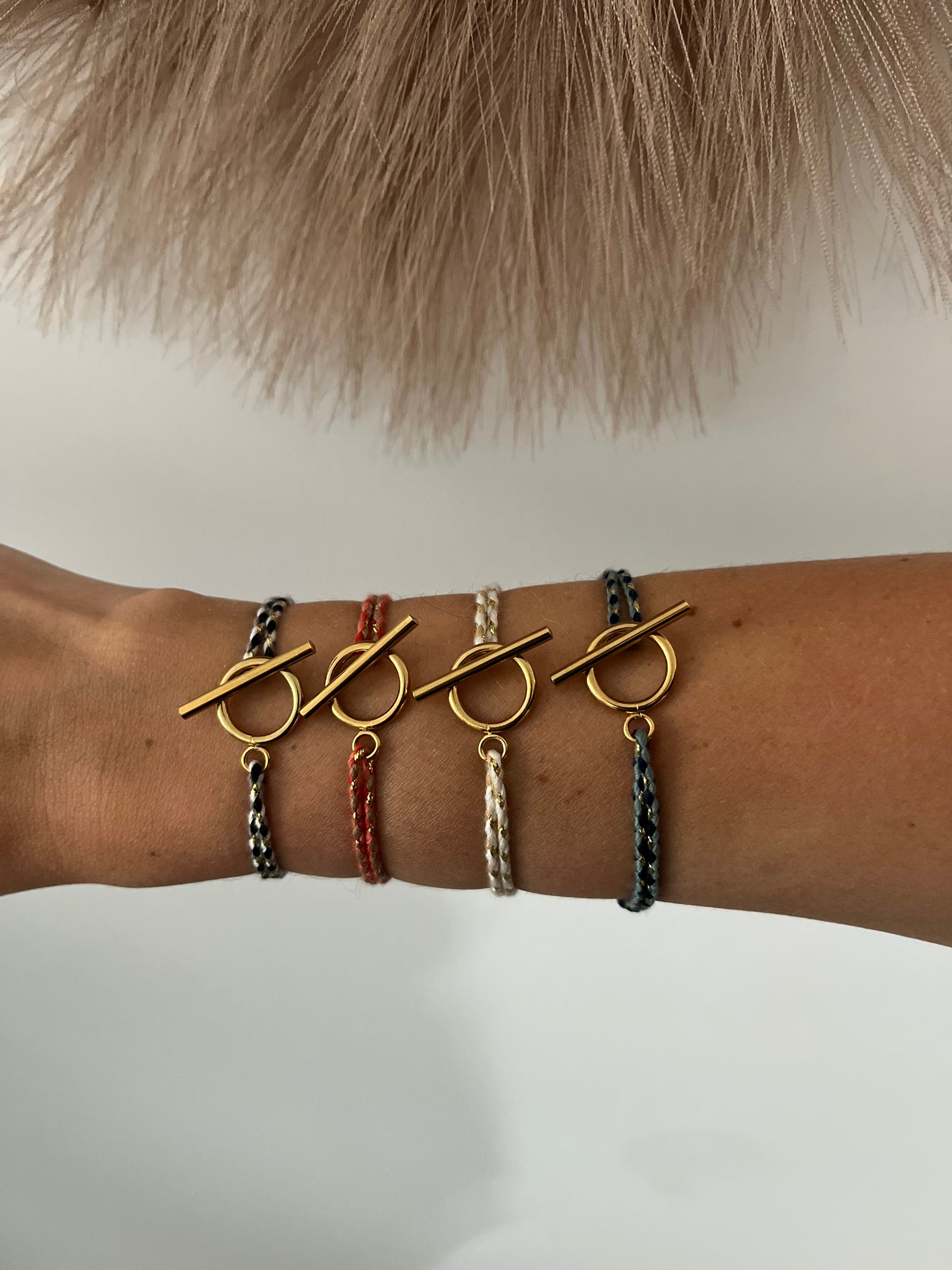 Bracelet tressé ajustable