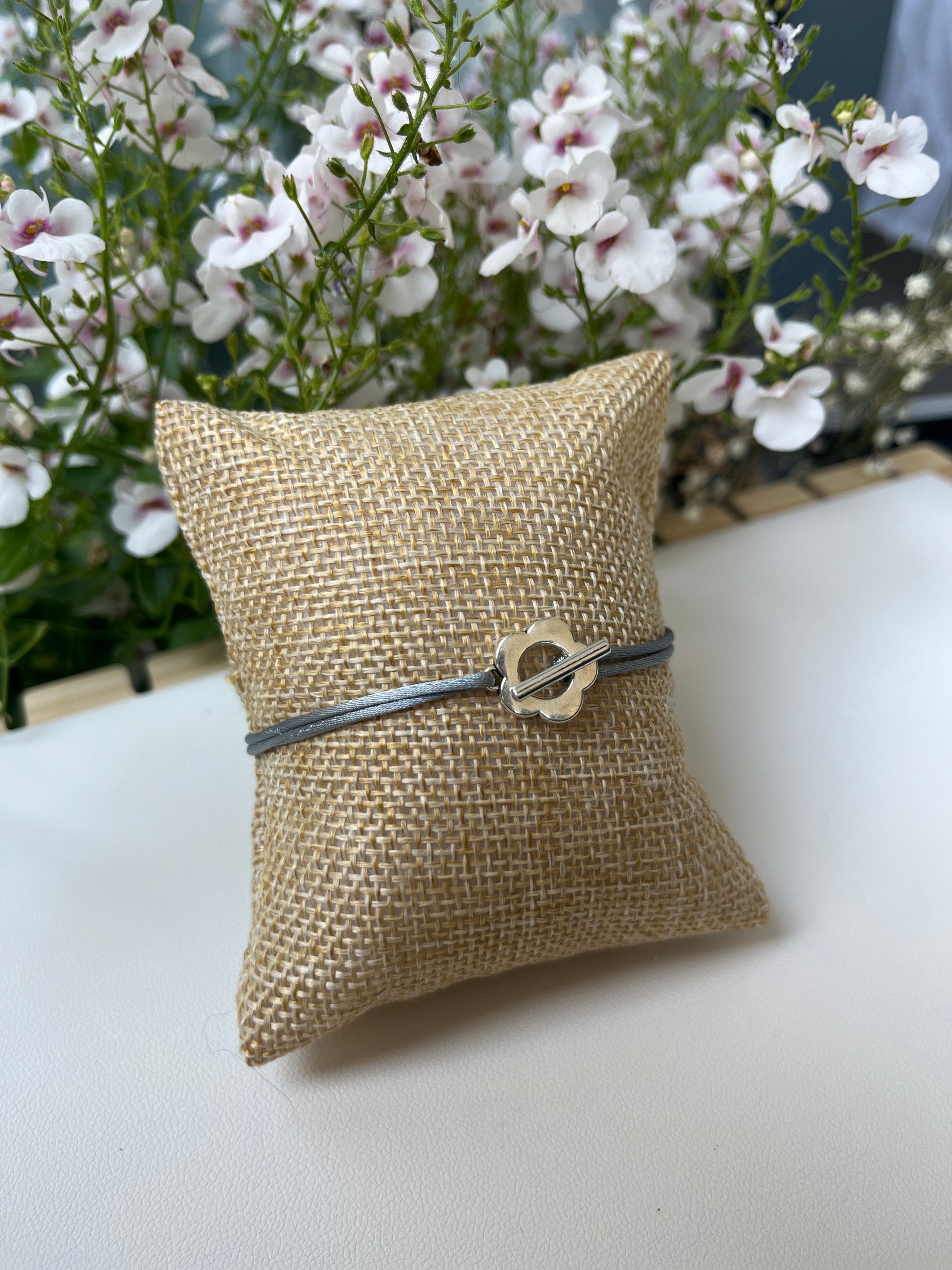 Bracelet soie ajustable